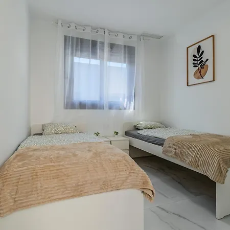 Lagoons Skyline Sport & Spa Apartment