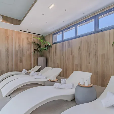 Apartment Lagoons Skyline Sport & Spa *