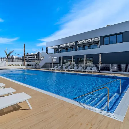 Apartment Lagoons Skyline Sport & *