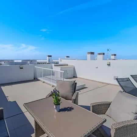 Apartment Lagoons Skyline Sport & *