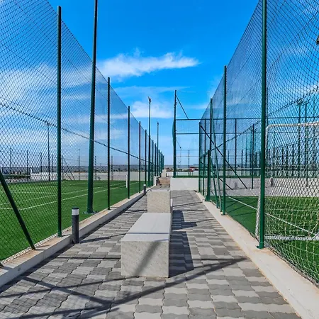Lagoons Skyline Sport & Apartment *