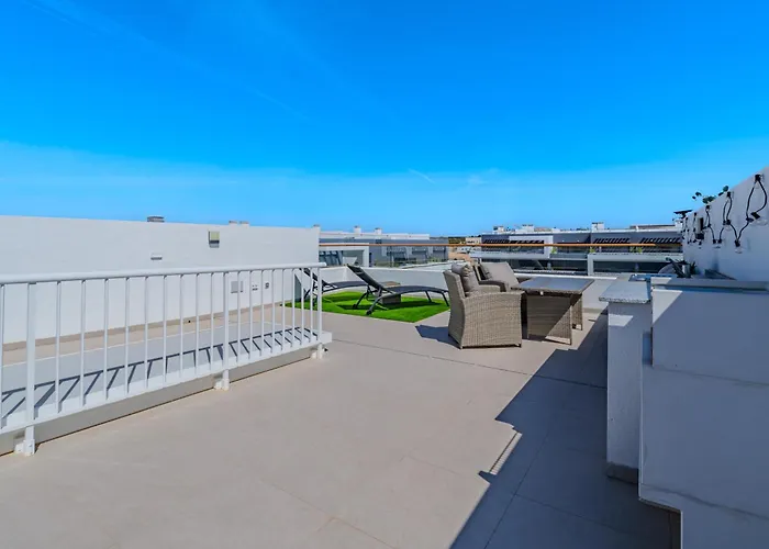 Lagoons Skyline Sport & Spa Apartment *