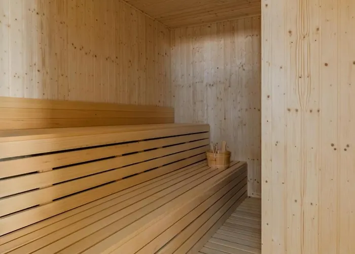 Lagoons Skyline Sport & Spa Apartment *