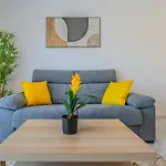 Apartamento Lagoons Skyline Sport & *